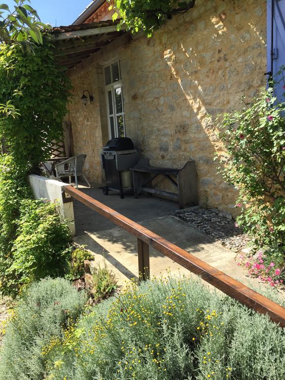 Gites Oasis Du Lot Payrac Exterior photo